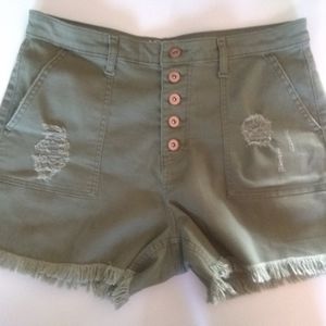 NoBoundaries High Rise Green Shorts Sz 15